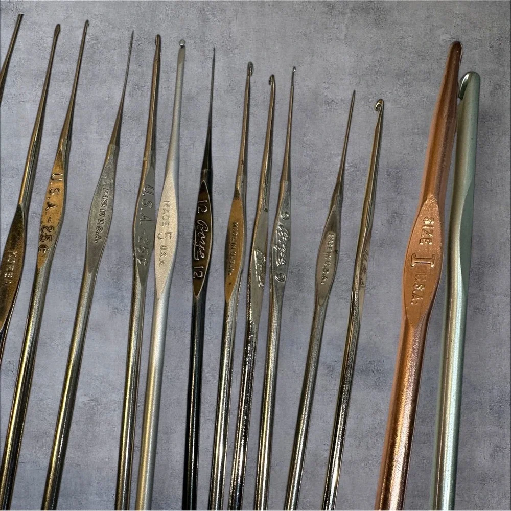 Vtg L'Oreal & Boye & Susan Bates Mixed Steel Metal Lace‎ Crochet Lace Hooks Lot